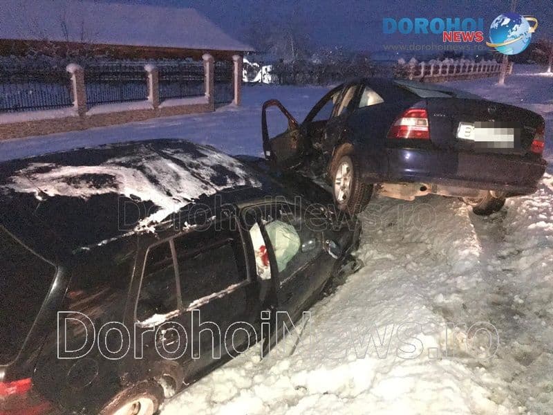 Accident! Doi bărbați răniți după impactul dintre două autoturisme pe drumul Dorohoi - Botoșani – FOTO