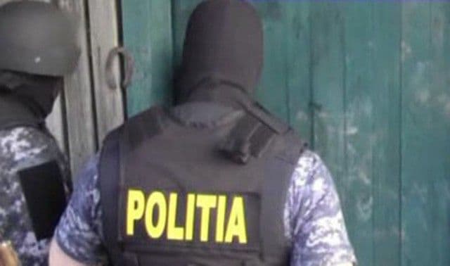 Percheziții efectuate pentru identificarea unor hoți de animale