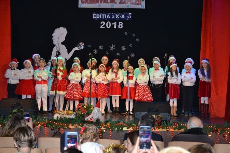 „Carnavalul Zăpezii” al Clubului Copiilor Dorohoi s-a încheiat după două zile de spectacol - FOTO