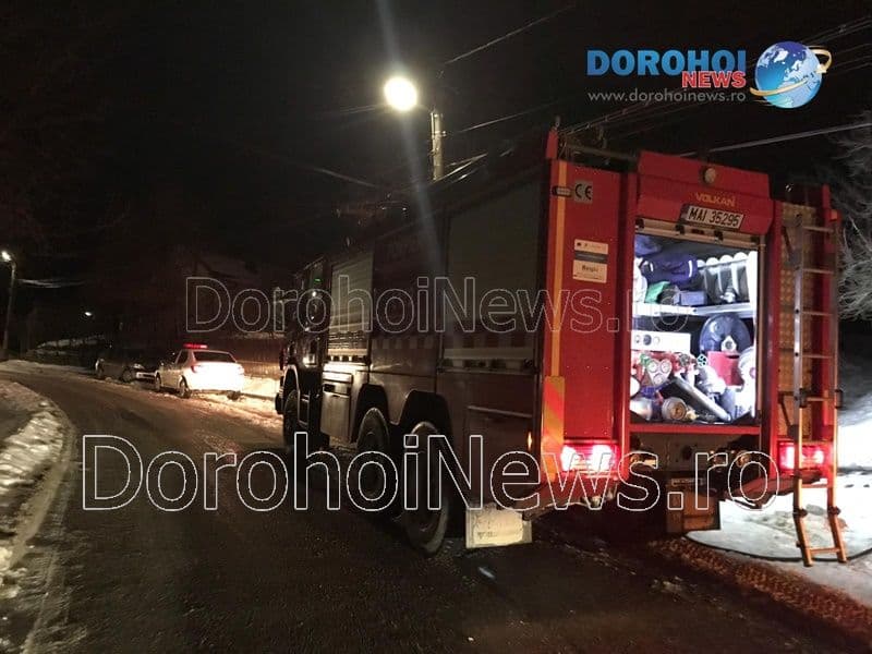 Intervenții prompte ale pompierilor în Ajun de Crăciun! Incendii izbucnite în Șendriceni și Dorohoi - FOTO