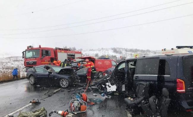 Accident teribil de sărbători! O întreagă familie din Botoșani distrusă într-un accident în județul Cluj - FOTO