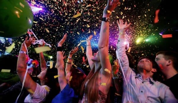 Petreceţi în siguranţă minivacanţa de REVELION