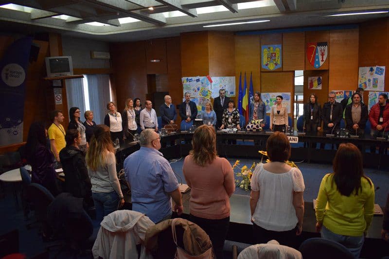 9 mai institutia prefectului 12