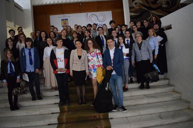 9 mai institutia prefectului 15