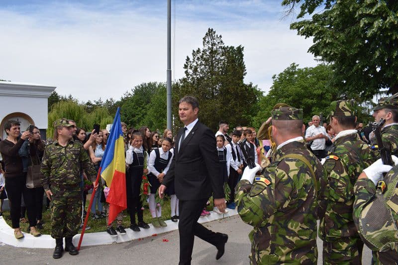 ziua eroilor botosani 06