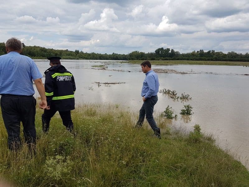 inundatii 1 iulie 08