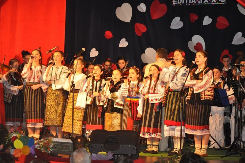 Flori pentru mama 2018_prima seara_11