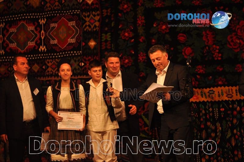 Festivalul Mugurelul gala ansambluri_14