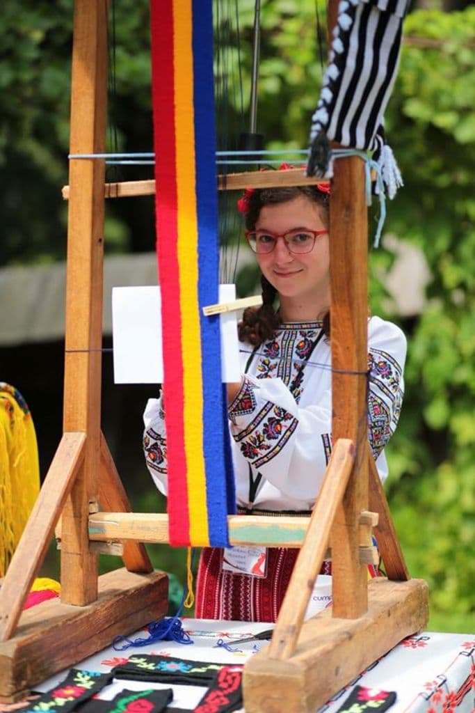Mestesuguri artistice traditionale 10