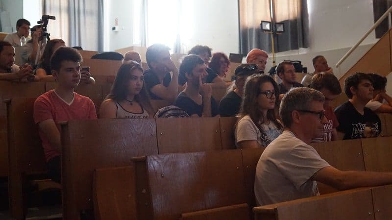 Ipotesti 15
