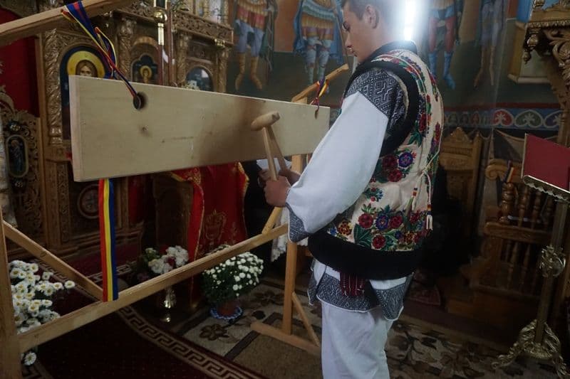 rasuna toaca (2)
