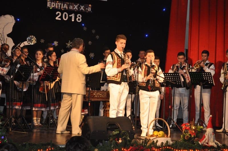 Carnavalul Zapezii_Folclor_ (6)