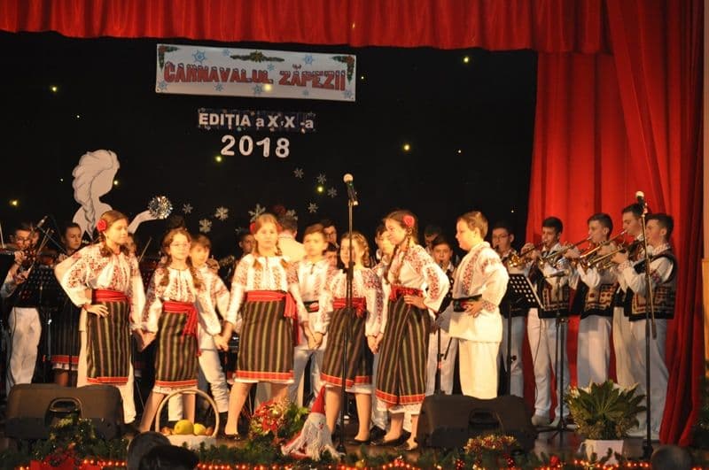 Carnavalul Zapezii_Folclor_ (14)