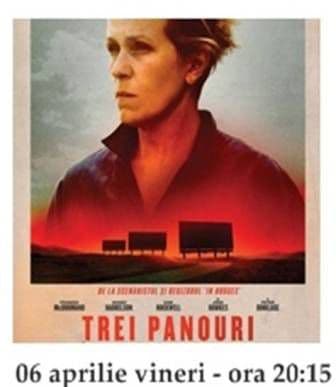 trei panouri