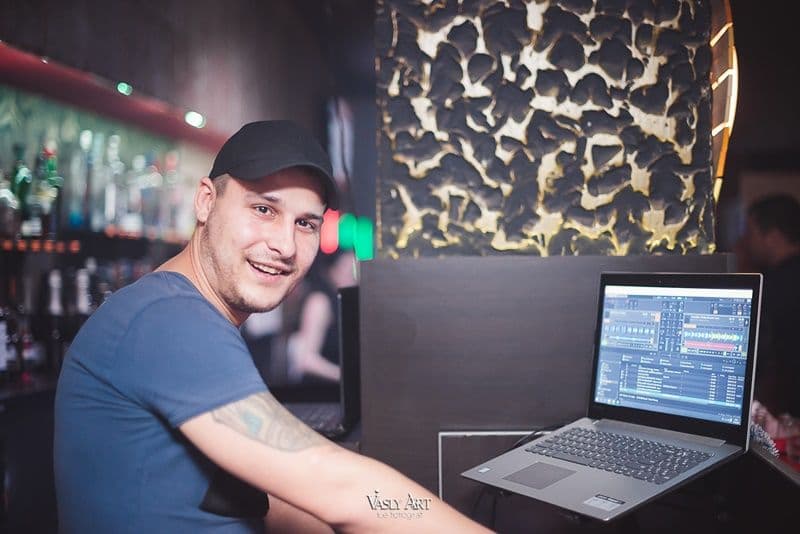 Club Vegas Dorohoi_01
