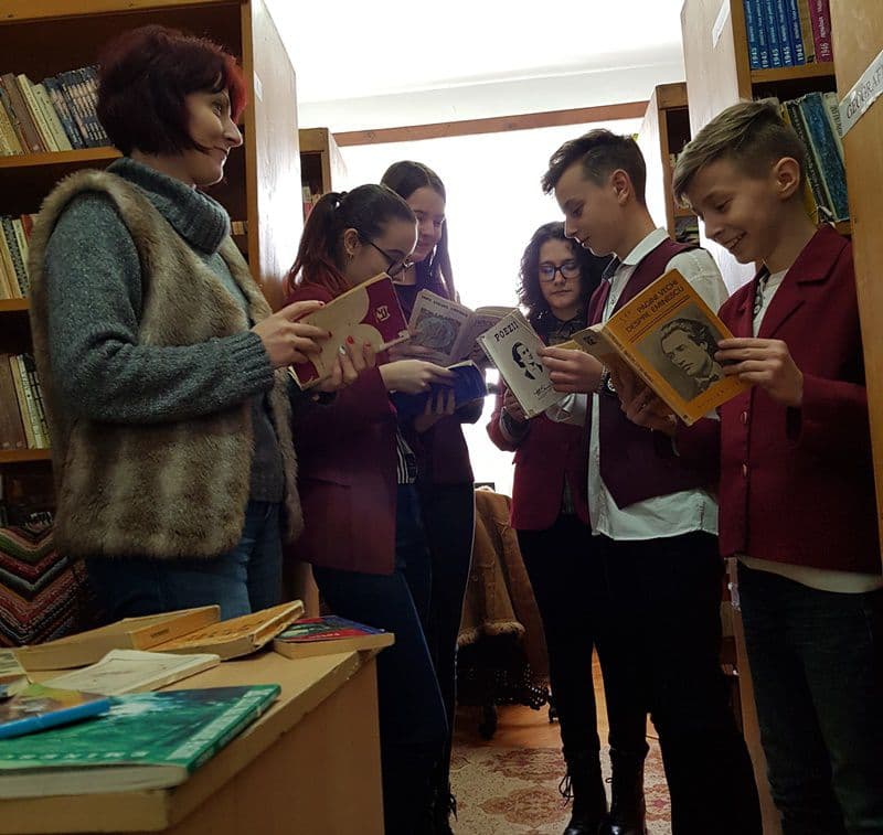 scoala A I Cuza Eminescu09