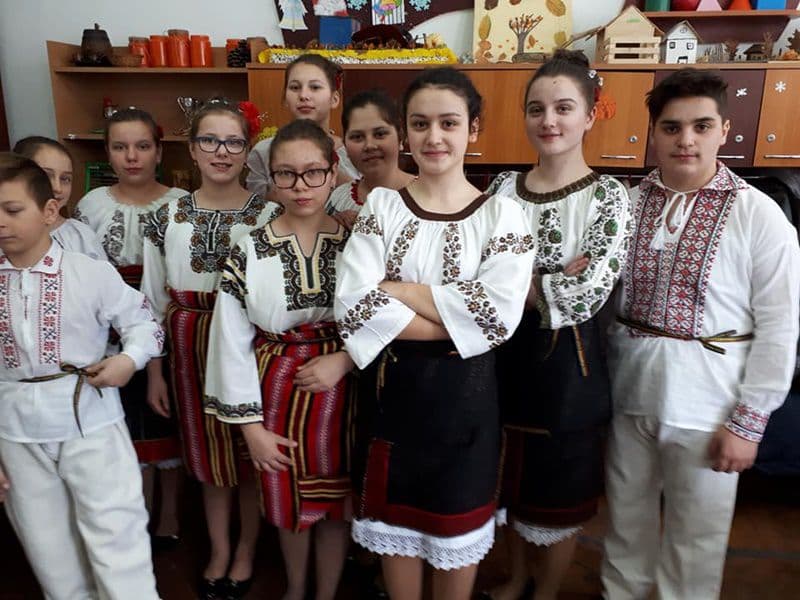 Scoala Iezer 09