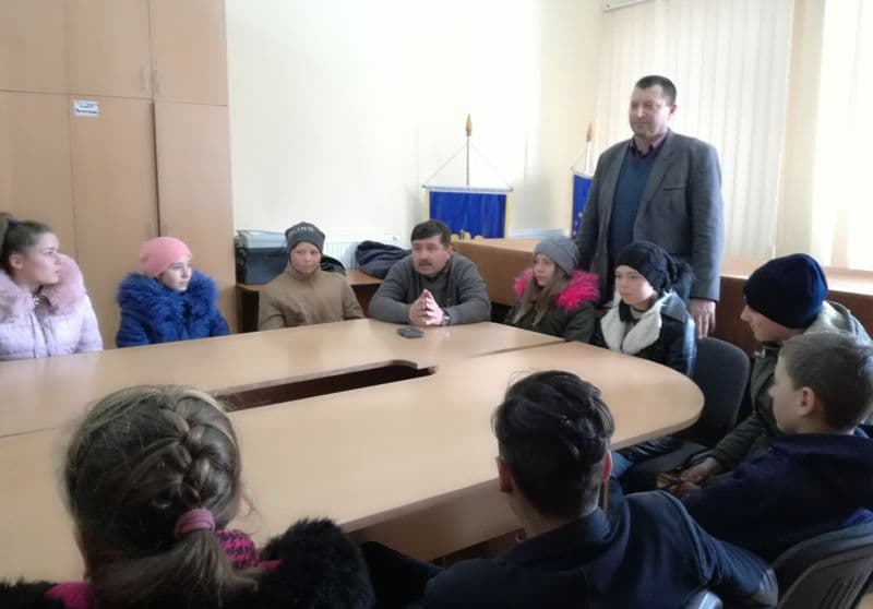 elevi la primaria broscauti (2)