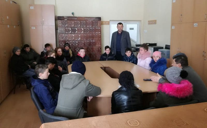 elevi la primaria broscauti (3)