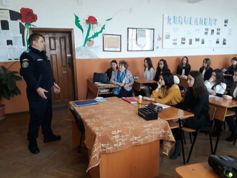 Educatie juridica Regina Maria 03