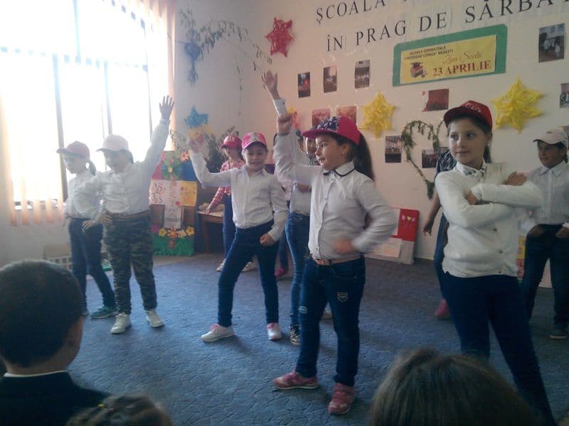Scoala Braesti 12