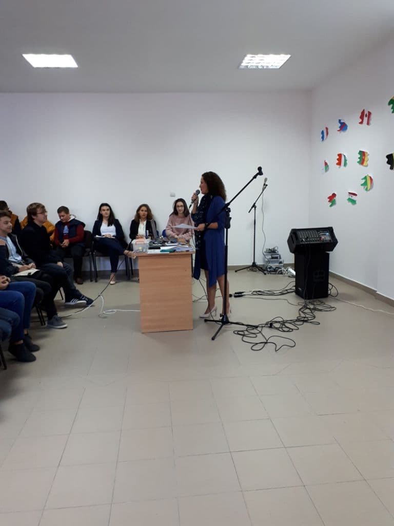 Ziua Mondiala a Invatamantului - Regina Maria Dorohoi_03