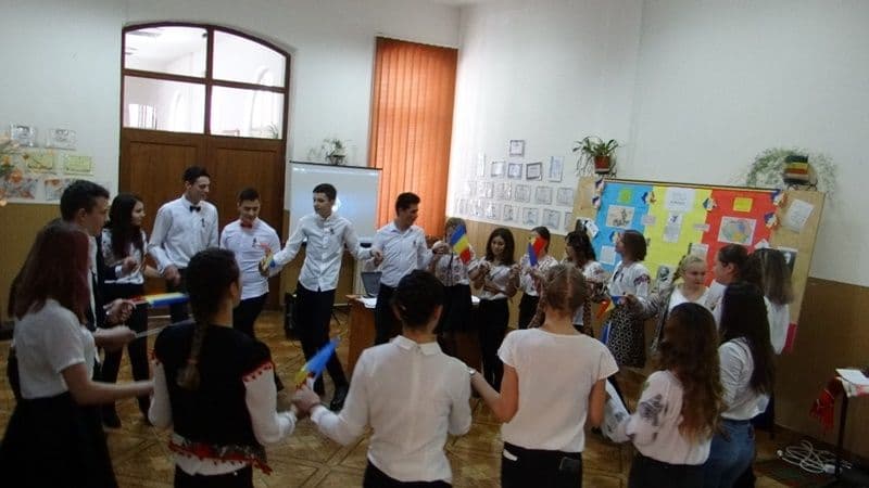 Centenarul marii uniri sarbatorit la Sendriceni 08