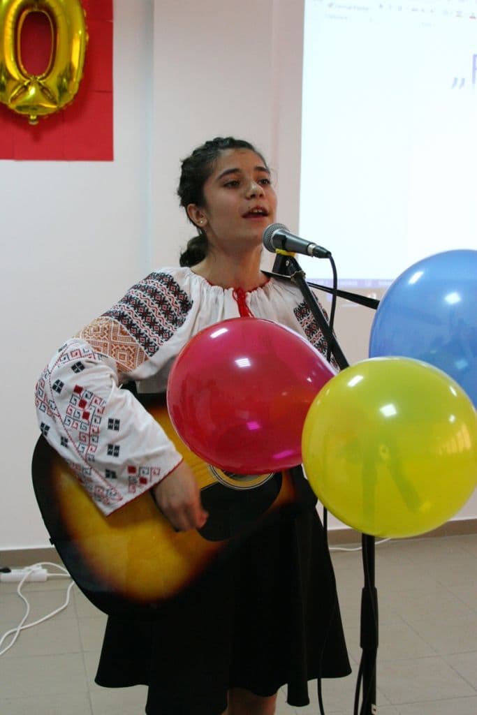 Regina Maria Dorohoi 13