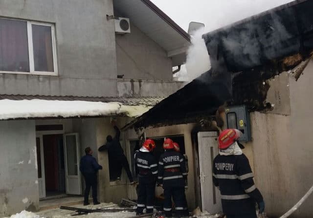 Incendiu magazin Vorona_2