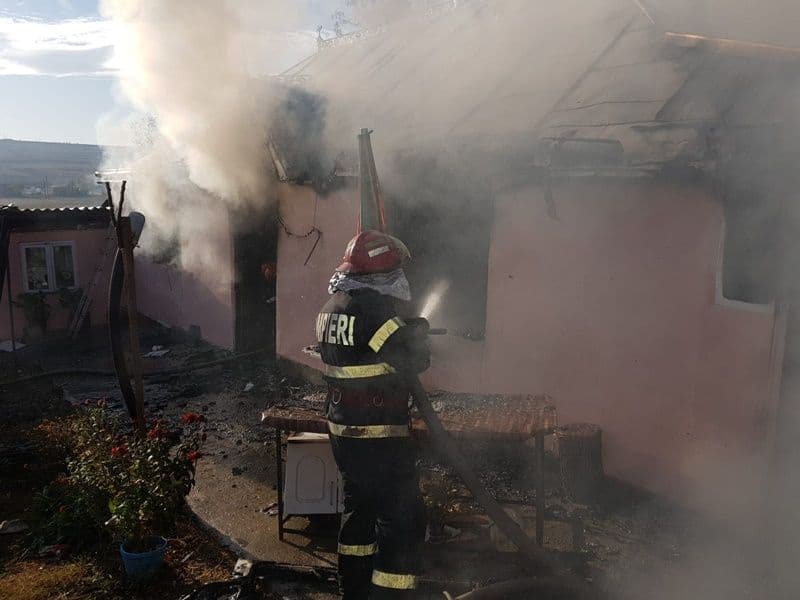 incendiu casa Stauceni 07