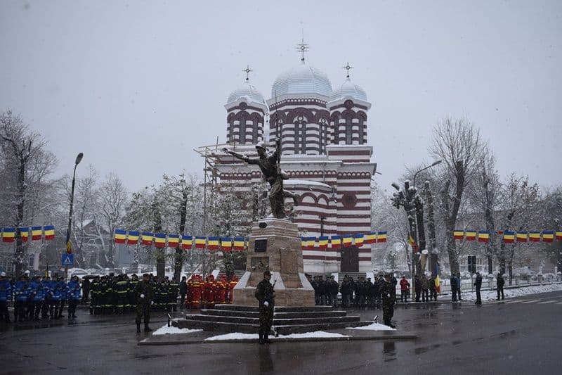 dezvelire monument Dorohoi 02