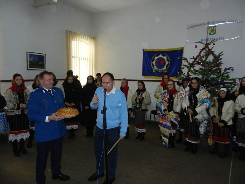 colindatori la jandarmi botosani (5)