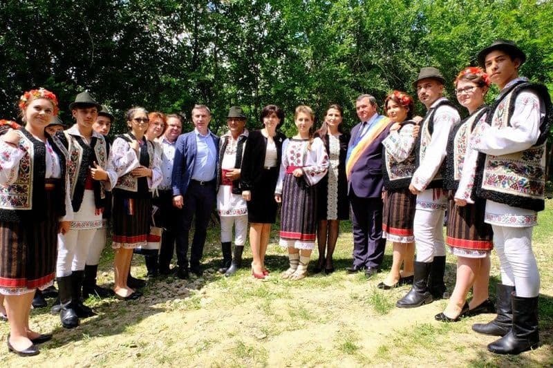 traditii 12