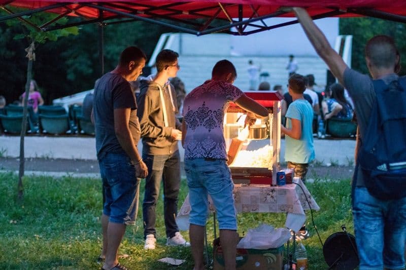 seara de socializare 08