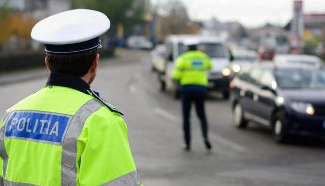 Zeci de sancțiuni aplicate de polițiștii botoșăneni în primele zile din 2019