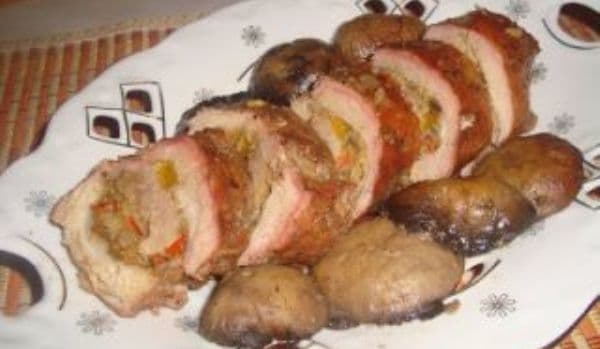 Pulpă de porc umplută