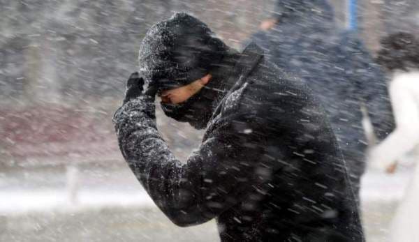 Meteorologii avertizează! Ninsori, viscol, precipitaţii mixte şi polei în județul Botoșani