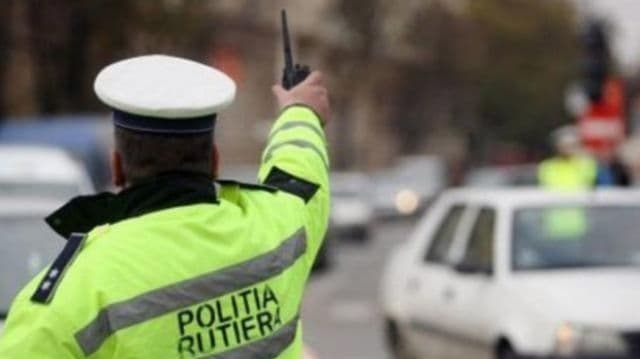 Acțiune organizată de polițiști: Permise suspendate și zeci de amenzi aplicate