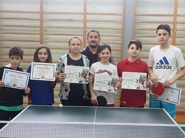 Elevii Școlii Cornerstone Dorohoi premiați la Olimpiada Gimnaziilor la tenis de masă - FOTO