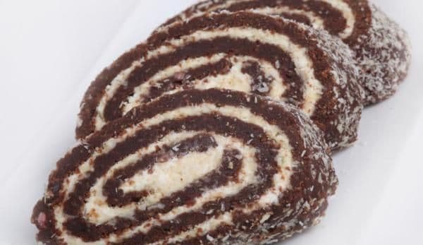 Ruladă cu nucă de cocos