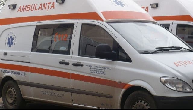 Femeie din Dorohoi adusă la spital în comă. Transferată la Botoșani cu suspiciune de meningită