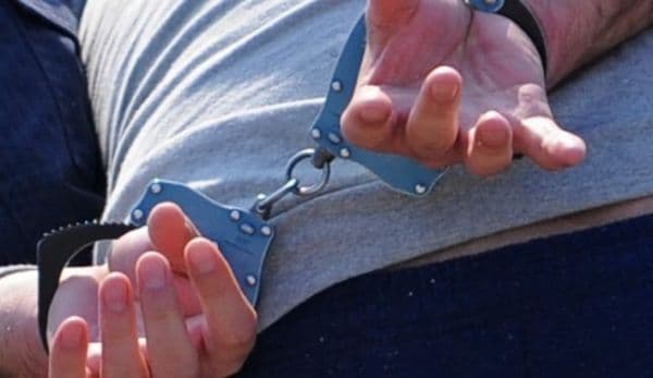 Bărbat din Darabani condamnat la opt ani de închisoare pentru tentativă la omor calificat