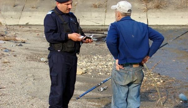 Amenzi de peste 6.000 de lei pentru pescuit ilegal aplicate de jandarmii botoșăneni