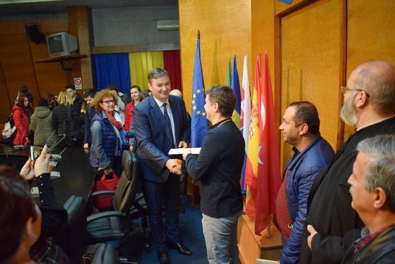 Vizită a echipei de proiect Erasmus+ la Instituţia Prefectului Botoşani - FOTO