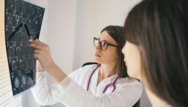 Simptomele care pot anunța cancerul cerebral. De cele mai multe ori sunt ignorate!