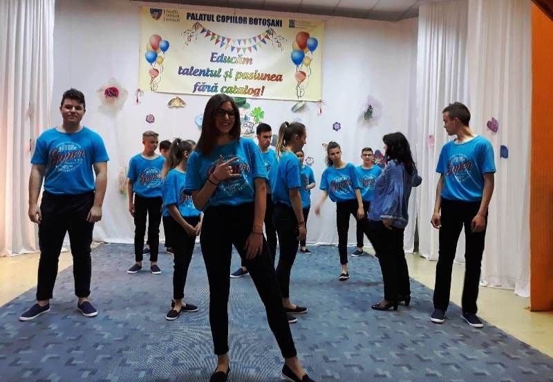 Colegiul Naţional „Grigore Ghica” Dorohoi a obținut locul II la concursul de dans „Împreună pentru viitor” – etapa judeţeană - FOTO