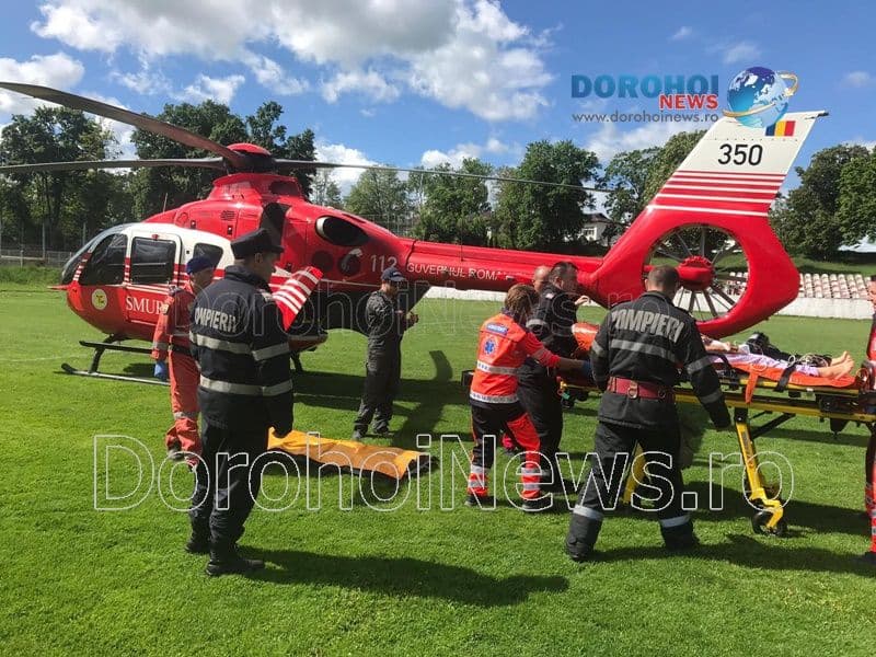 Femeie preluată de urgență de elicopterul SMURD de la Dorohoi după ce a suferit un infarct - FOTO
