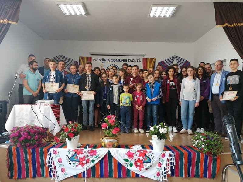 Liceul Teoretic „Anastasie Bașotă” Pomîrla - Premiul al III-lea la Concursul Interjudețean „Istoria fără manual” - FOTO