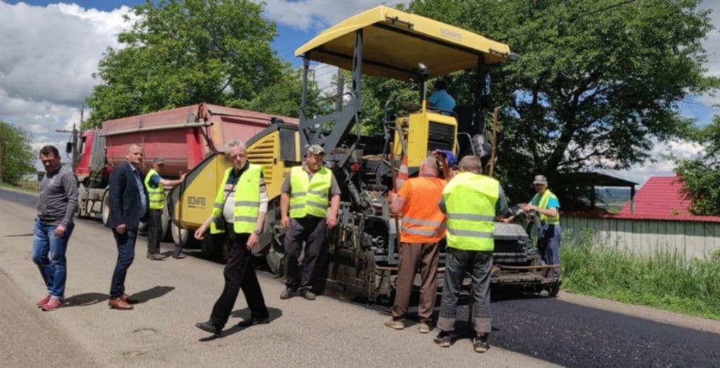 Șantiere în plină desfășurare pe mai multe drumuri județene - FOTO