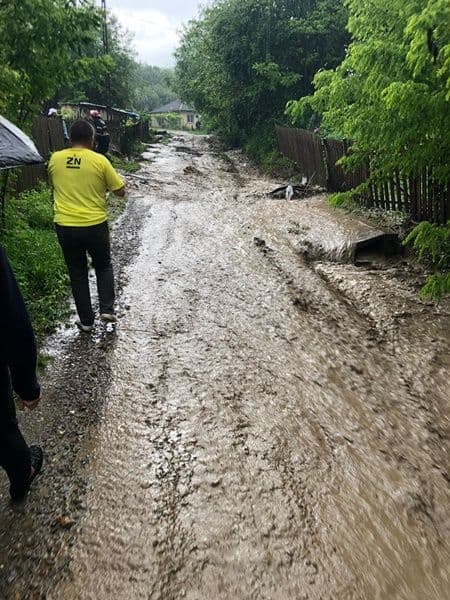 Prăpăd făcut în județul Botoșani de o rupere de nori – FOTO